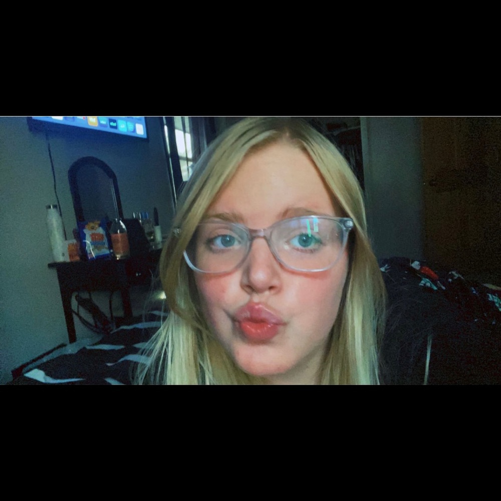 Meet your Posher, Bailey